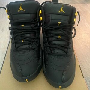 Jordan retro 12 Black and Gold Men's Sneakers size 11 Black/Taxi